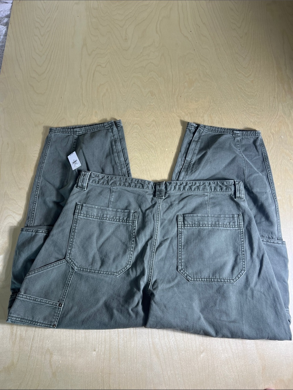 GAP Women's Cargo Pants in Olive Green size 16 - Picture 6 of 11